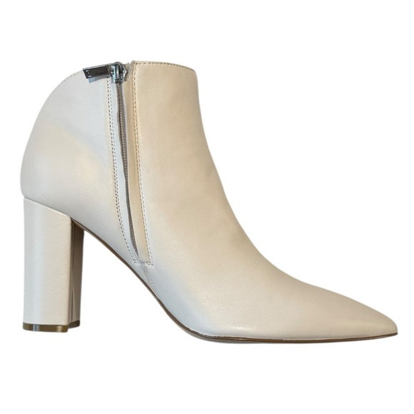 NWT Marc Fisher Off-White Heeled Boots - Picture 6 of 7